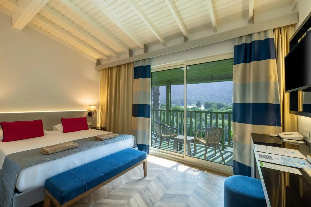 Room, Crystal Flora Pearl Collection, Antalya