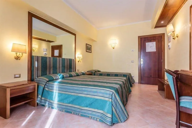 Room, Raeli Hotel Noto, Rome