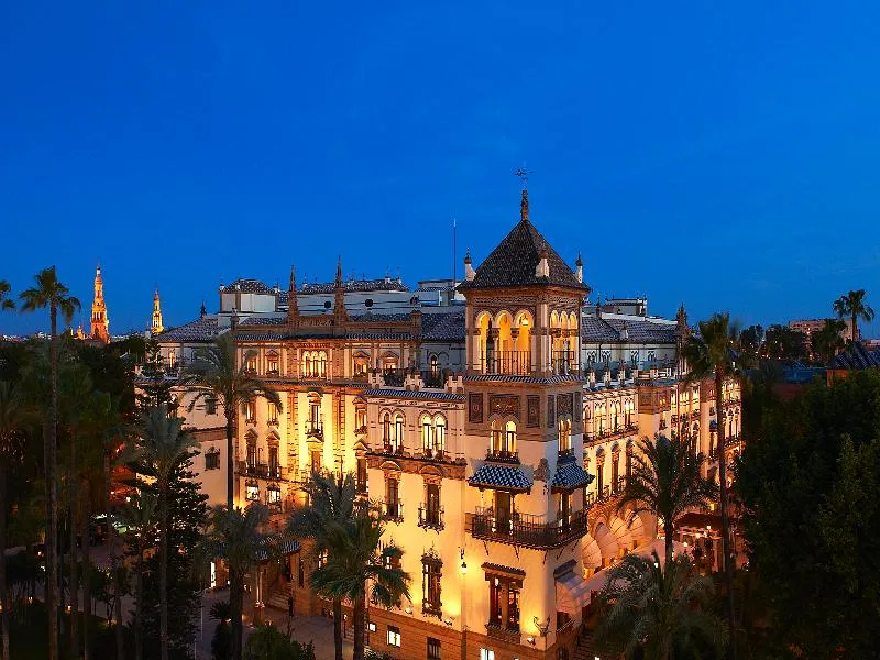 General view, Alfonso XIII, Seville