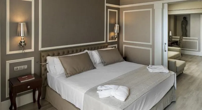 Room, Catalonia Passeig de Gracia, Barcelona