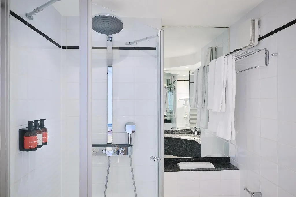 DOUBLE SUPERIOR Room, iStay by NH Berlin City Ost Hotel, Berlin