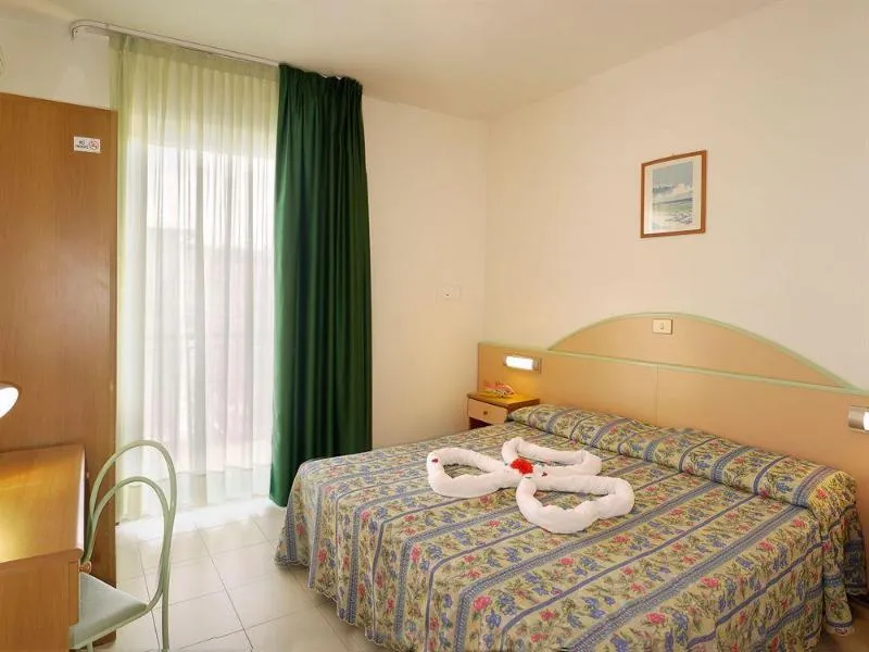 DOUBLE STANDARD Room, Beach 2, Venice