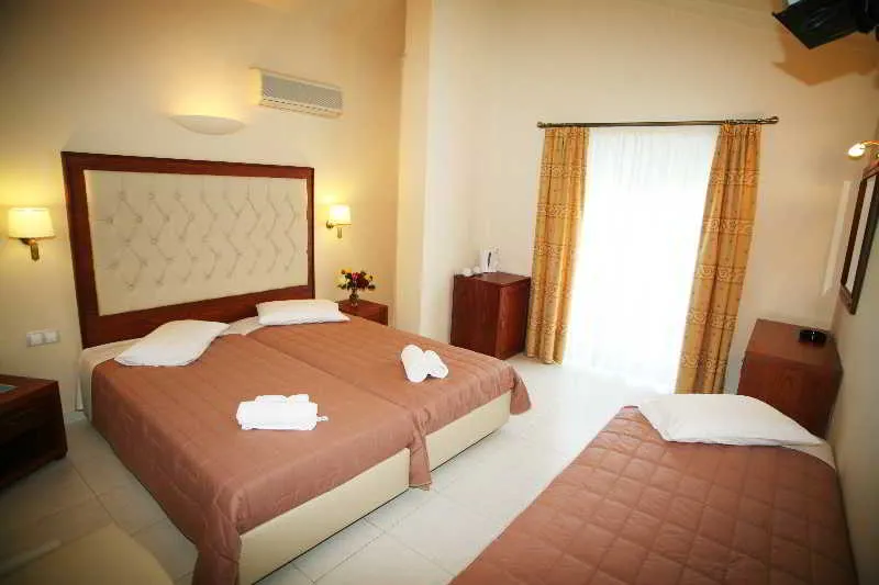 Room, La Cite, Kefallinia