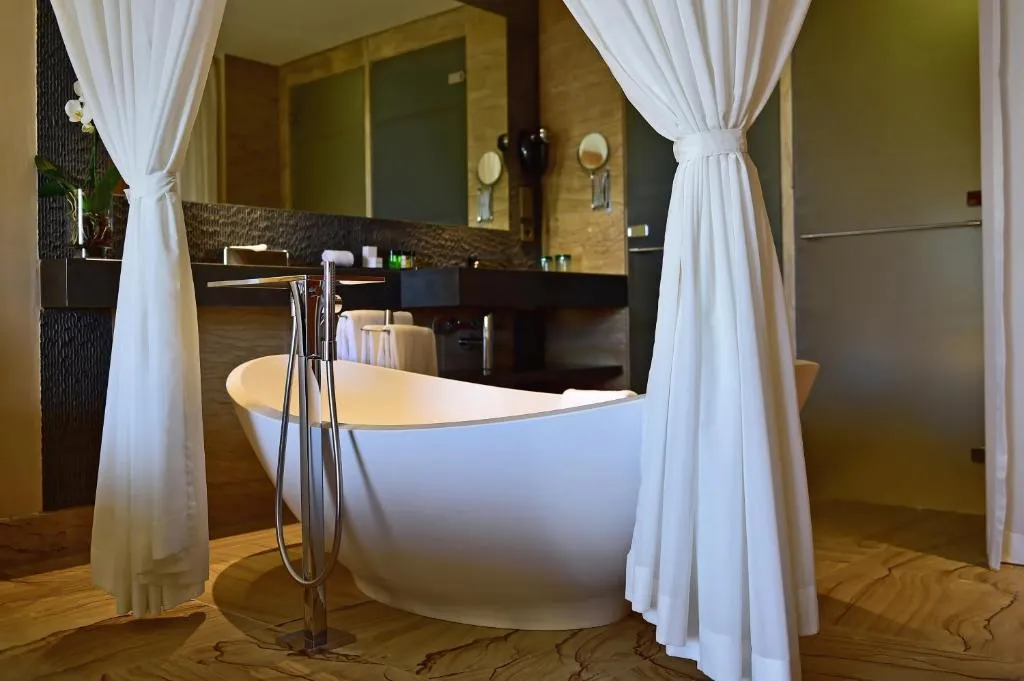 SUITE SEA VIEW Room, The Navigator Colombus All Inclusive, Porto Santo