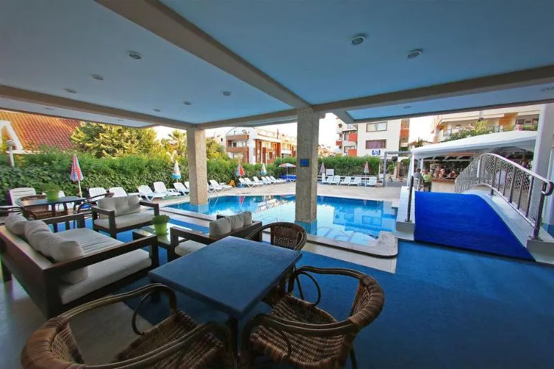 Pool, Erdenhan Apart, Dalaman