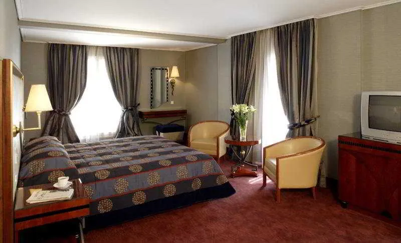 Room, Piraeus Theoxenia, Athens