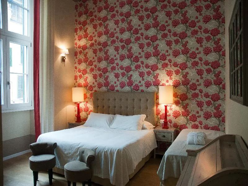 TRIPLE CITY VIEW Room, Black 5 Florence Suite, Florence