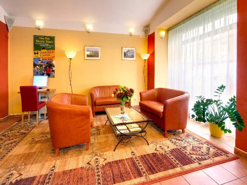 Lobby, Seifert, Prague