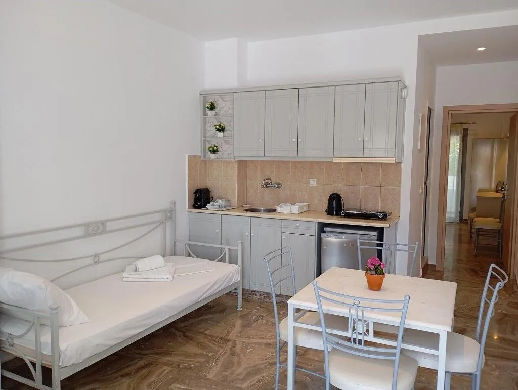 Room, Ifestia, Santorini