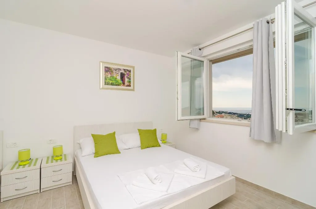 APARTMENT SUPERIOR ONE BEDROOM Room, Apartments Villa Dadic, Dubrovnik