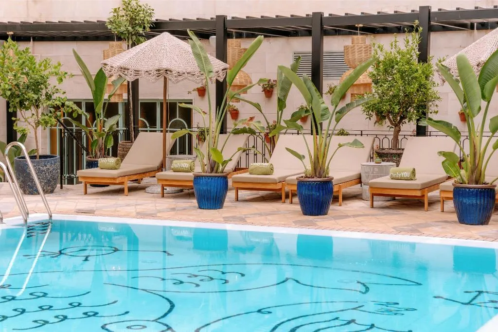 Pool, Only YOU Hotel Sevilla, Seville