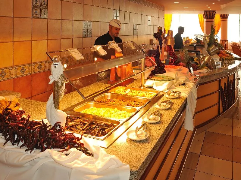 Restaurant, Grupotel Santa Eularia & Spa. Adults Only, Ibiza