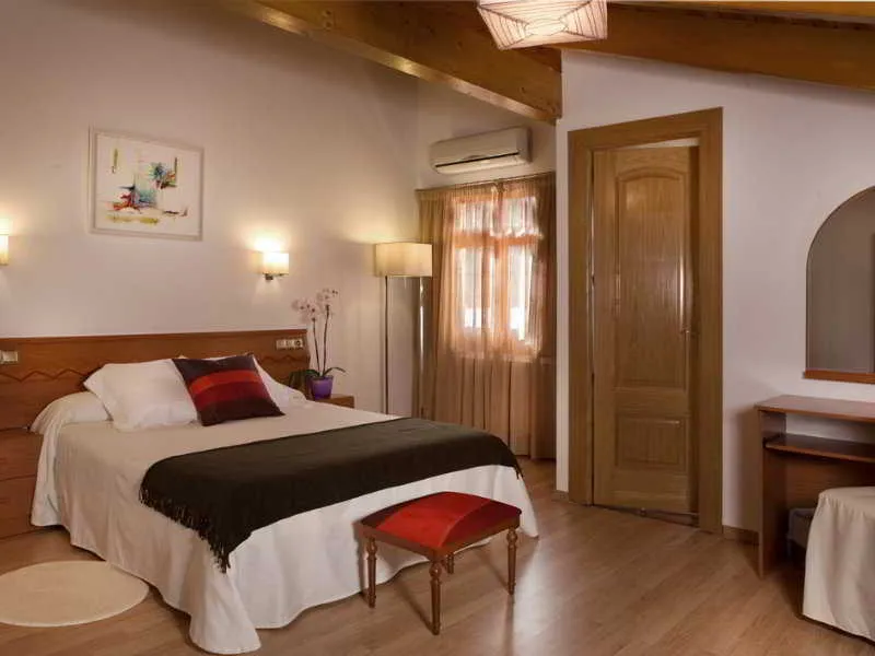 Room, Porta D'Alella, Barcelona
