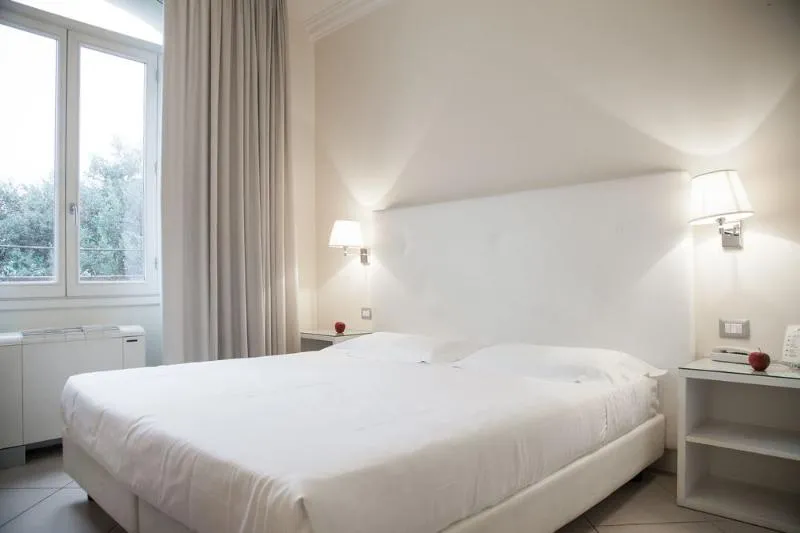 Room, Residenza Fiorentina, Florence