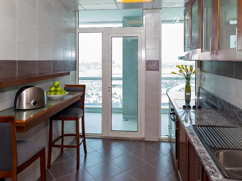Room, Flora Creek Deluxe Hotel Apartments, Dubai