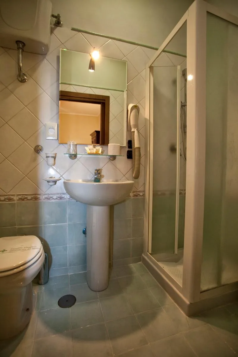Room, Neapolis, Naples