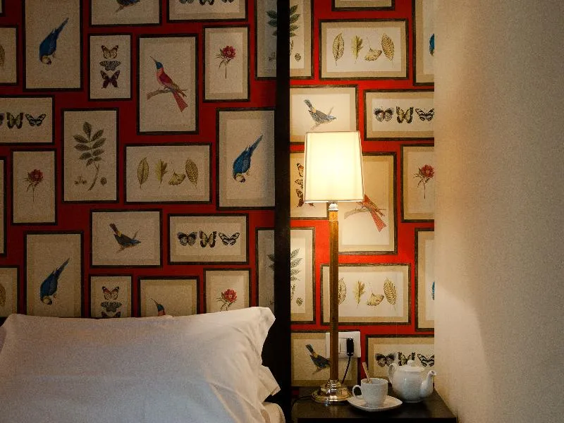 DOUBLE STANDARD Room, Black 5 Florence Suite, Florence