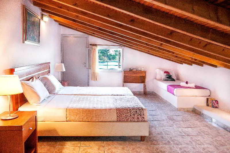 Room, Tomato, Skiathos