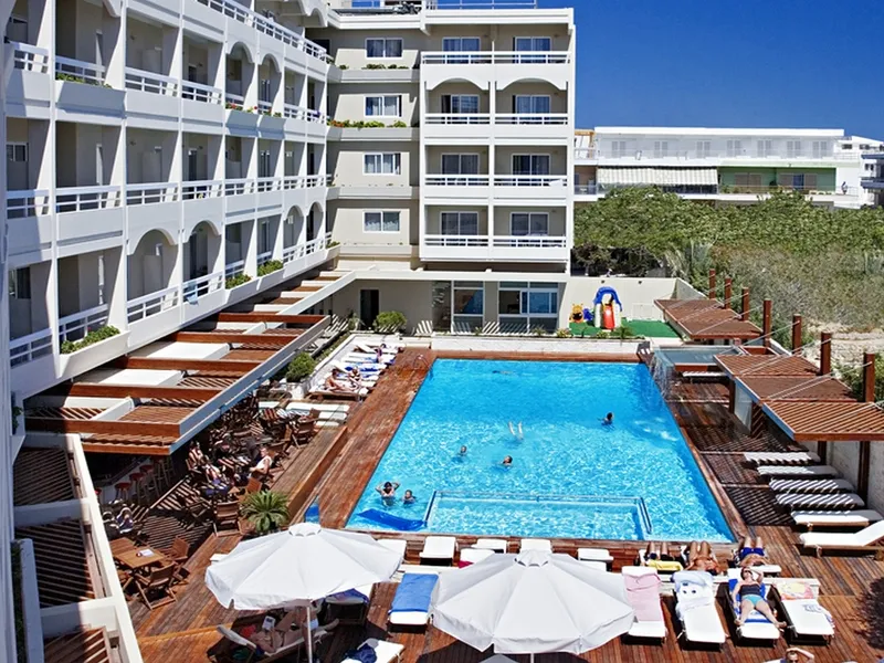 Pool, Athineon, Rhodes