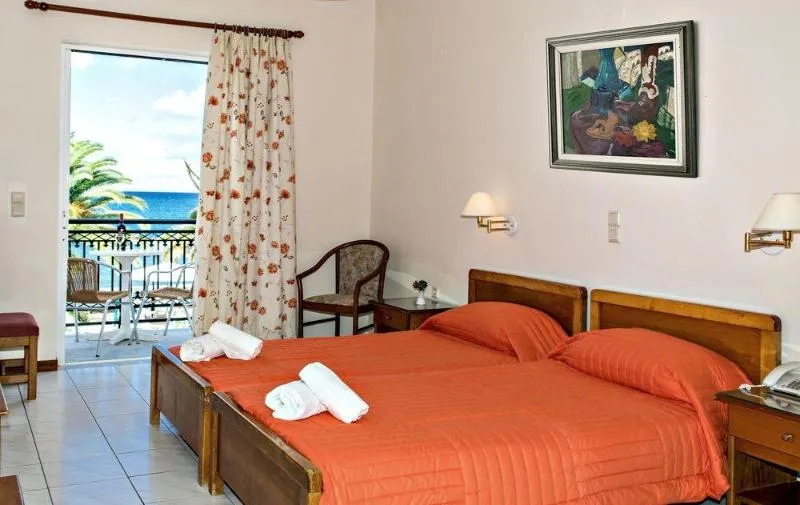 General view, Chryssi Akti / Paradise, Zante