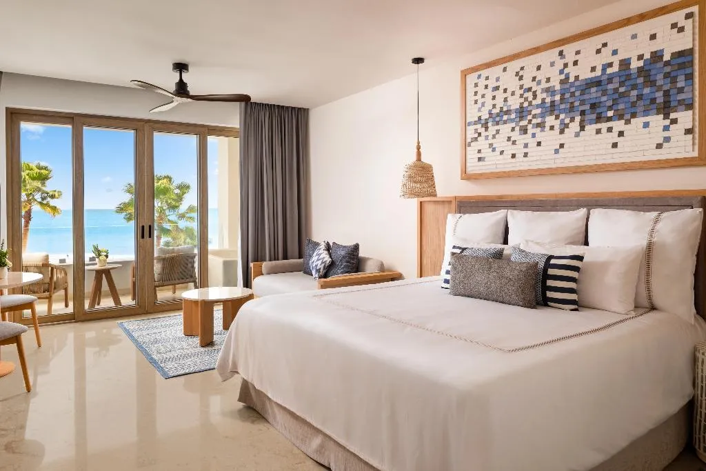 JUNIOR SUITE OCEAN FRONT KING BED Room, Secrets Playa Mujeres Golf & Spa Resort, Cancun Area
