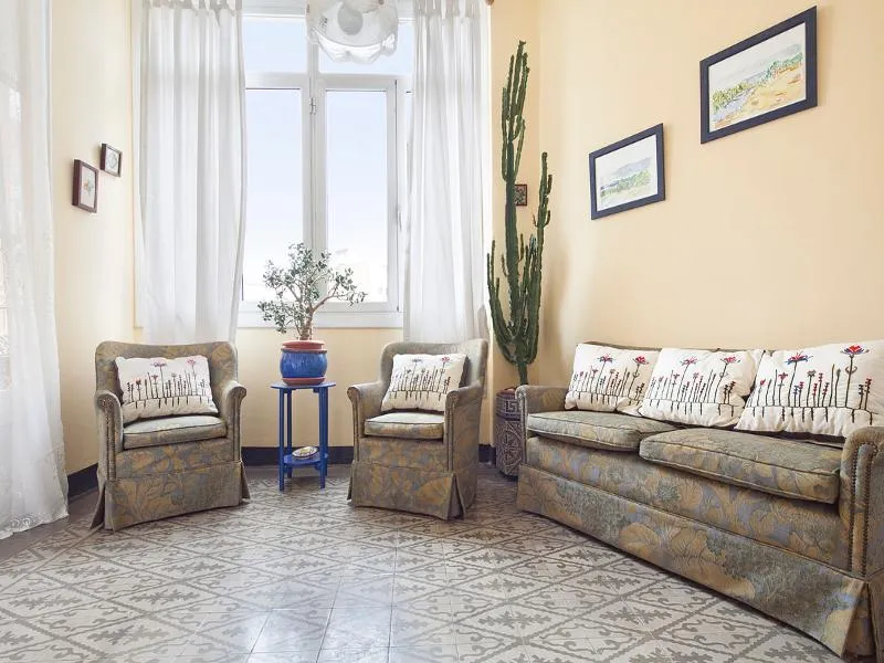 APARTMENT THREE BEDROOMS Room, Urban District, Barcelona