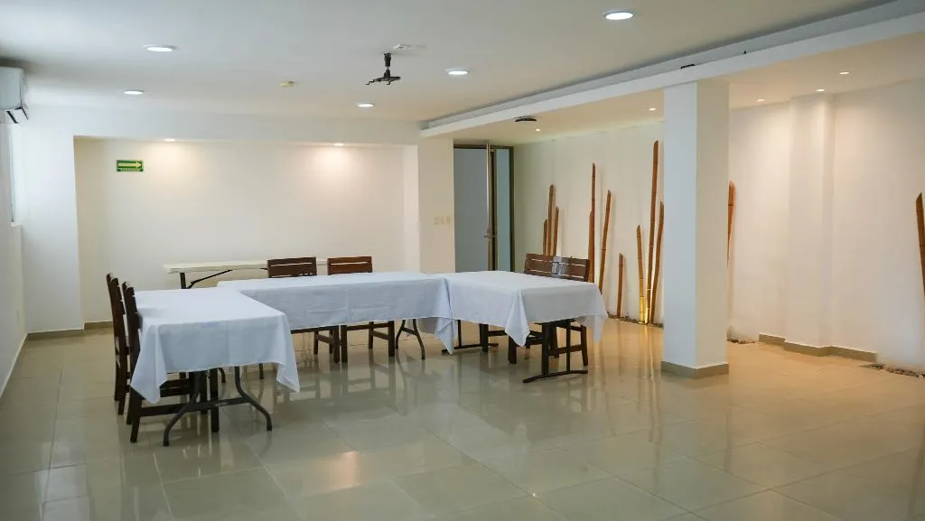 Conferences, Soberanis, Cancun Area