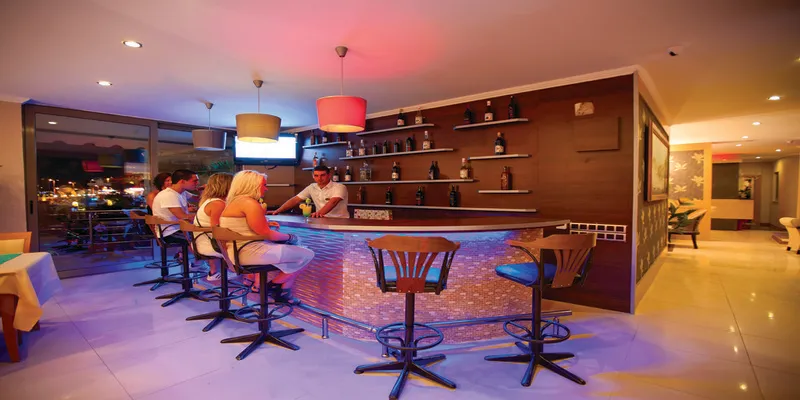 Bar, Malibu Beach Hotel, Dalaman