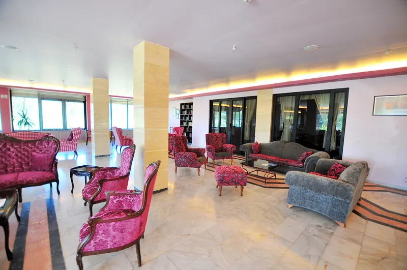 Lobby, Pelin, Dalaman