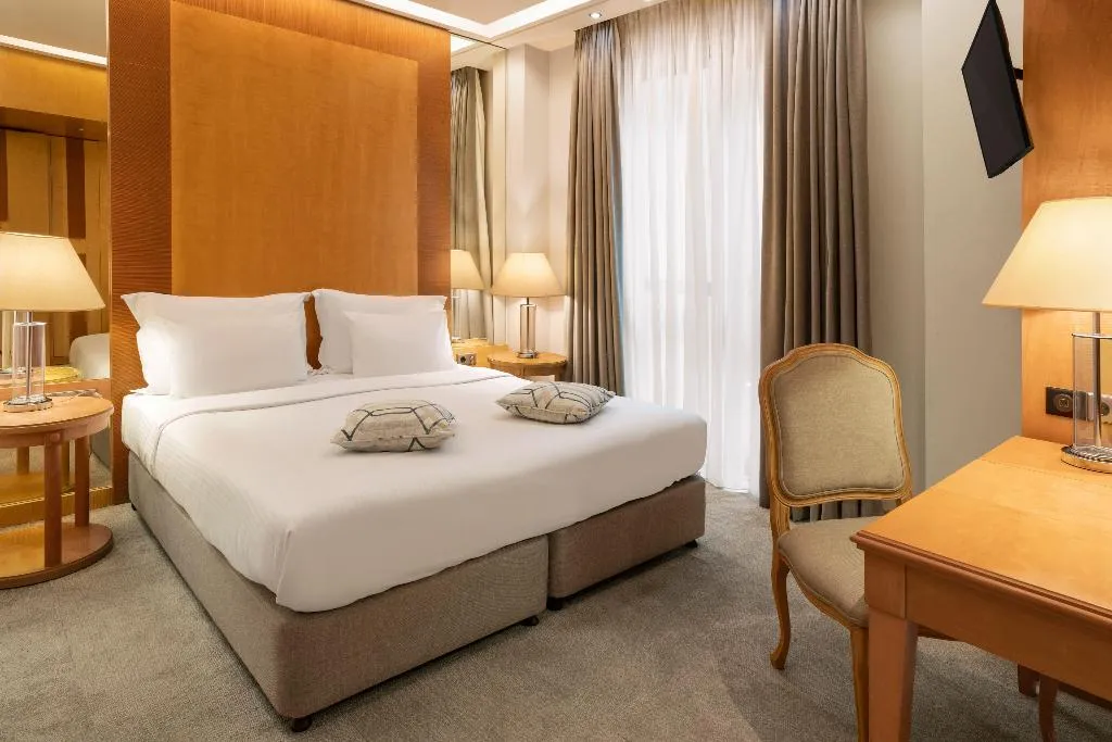Double or Twin GUEST ROOM Room, Melia Athens, Athens