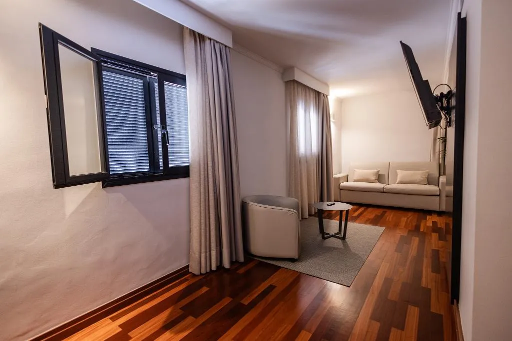 Double or Twin PREMIUM Room, Hotel Escuela Santa Brígida, Gran Canaria