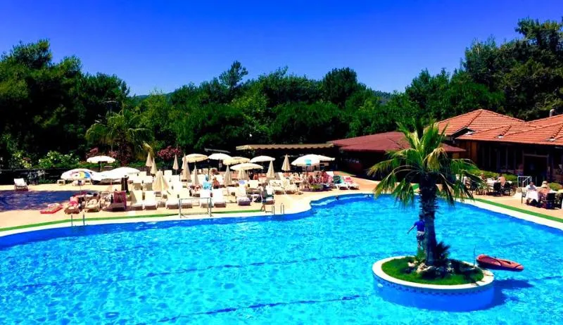 Pool, Greenland, Dalaman