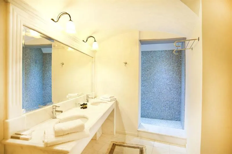 Room, Markezinis Suites, Santorini