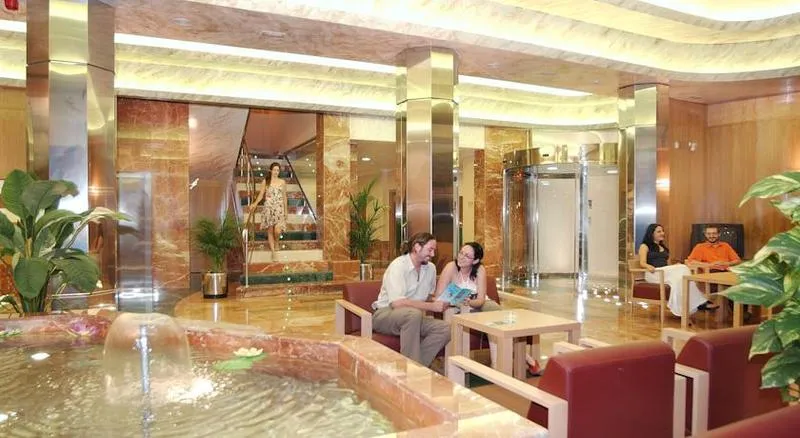 Lobby, Isabel, Costa Del Sol