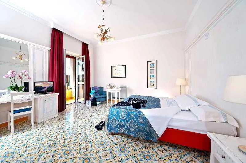 Room, La Reginella Resort & Thermal Spa, Naples
