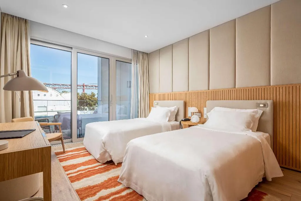 APARTMENT TWO BEDROOMS Room, Hyatt Regency Lisbon, Lisbon