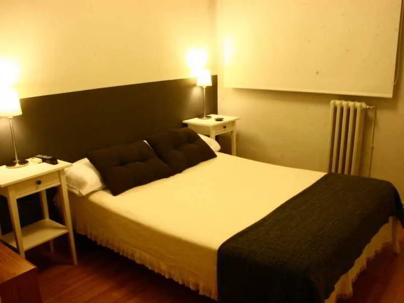 General view, Hostal El Ninot, Barcelona
