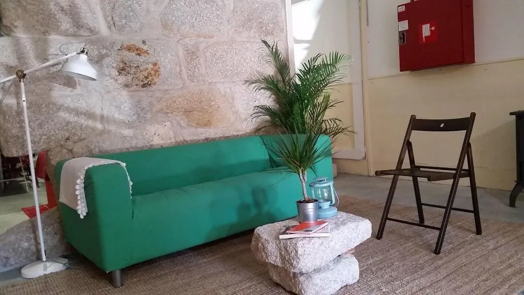 Lobby, O2 Hostel, Porto