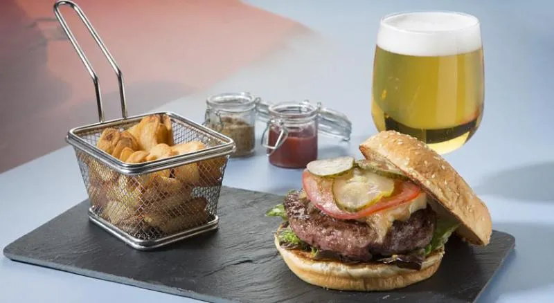 Restaurant, Hotel Chamartin the One, Madrid