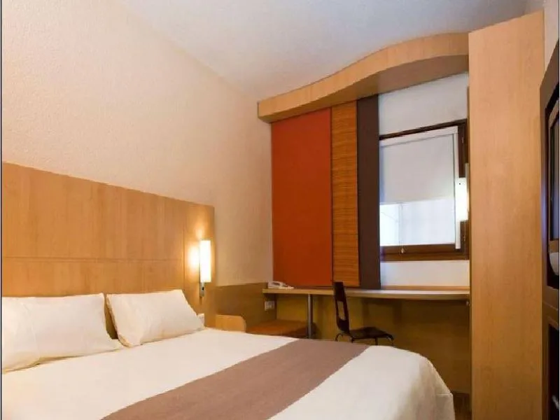 Room, Ibis fes, Fez