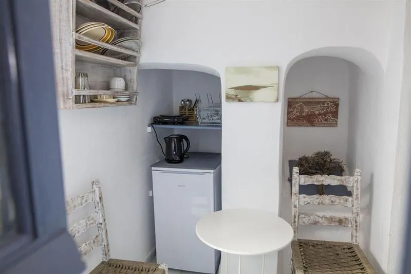General view, Maryloujohn Villas, Santorini