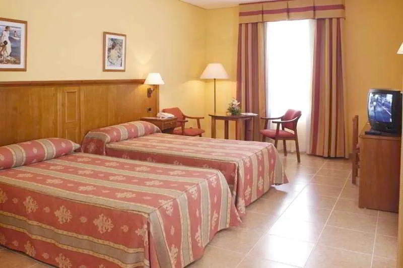 TRIPLE STANDARD Room, Lozano Hotel, Andalucia
