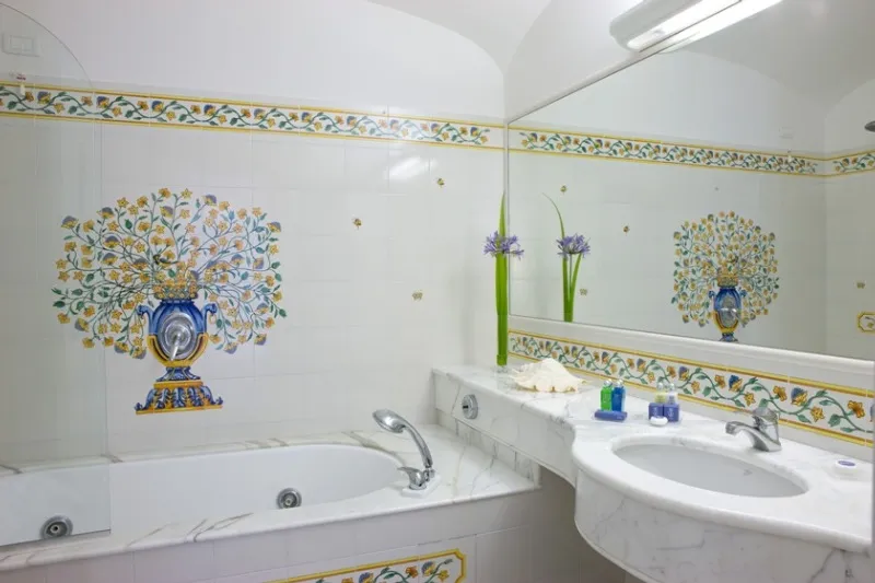 Room, Grand Hotel la Favorita, Naples