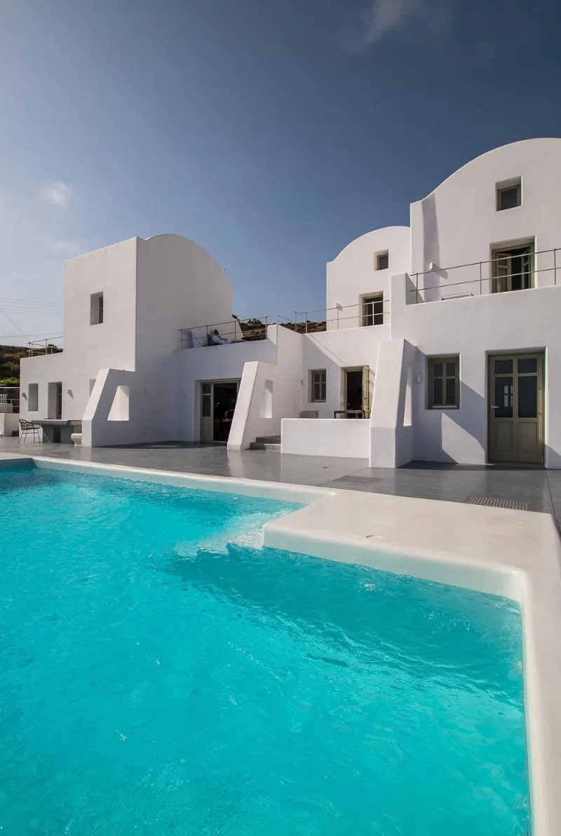 Pool, Cape 9, Santorini