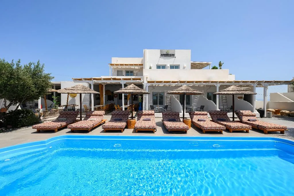 Pool, Impressive One, Santorini
