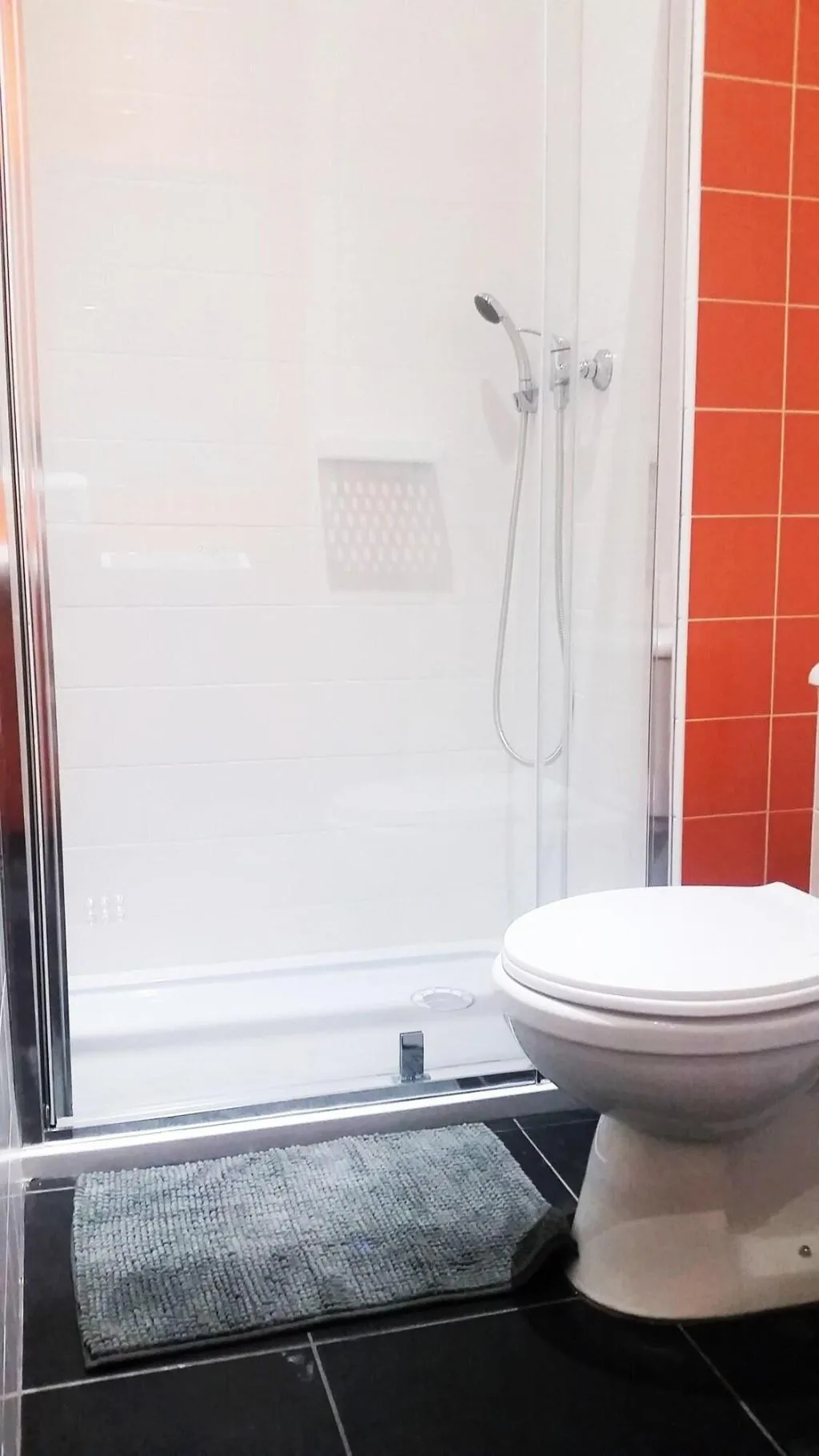 Room, O2 Hostel, Porto