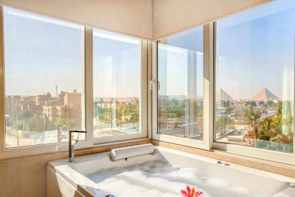 SUITE LUXURY Room, Mazar Pyramids Hotel, Cairo