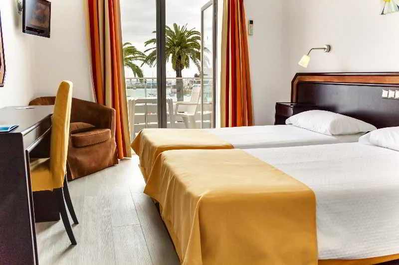 Room, Hotel Baía, Lisbon
