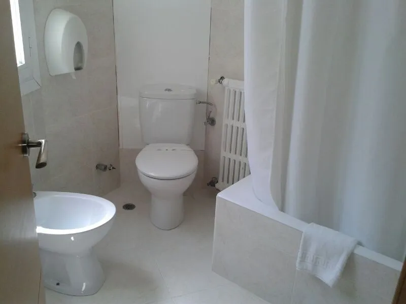 Room, Amic Colon, Majorca