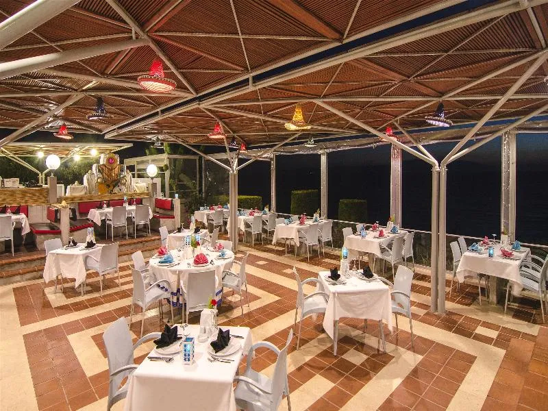 Restaurant, Grand Blue Sky International Hotel, Izmir